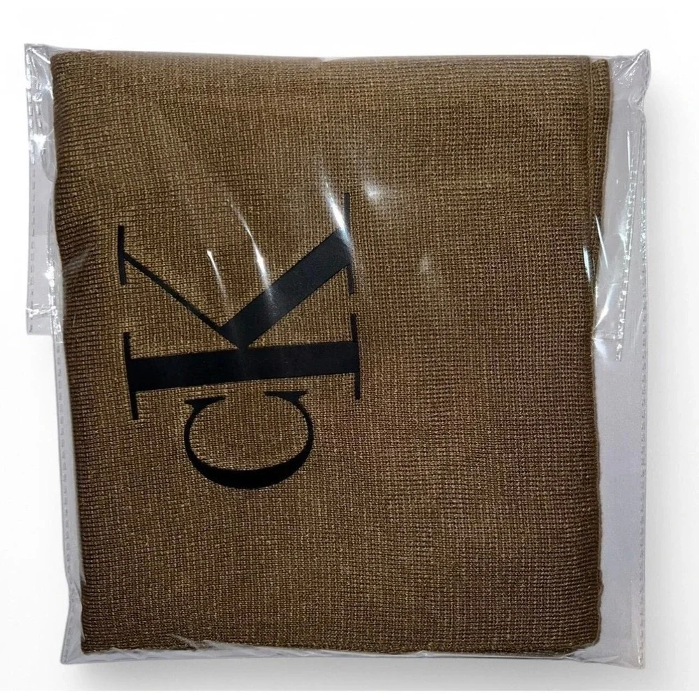 Calvin‎ Klein Jeans Winter Accessories Scarf Copper Brown